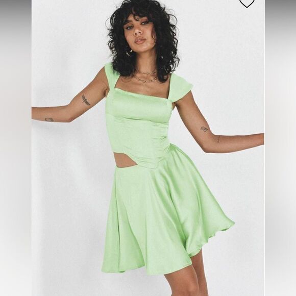 Princess Polly Cornell Satin Mini Skirt Green - Picture 1 of 7